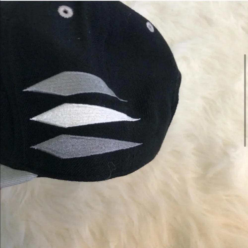 Neff headwear baseball hat black silver grey summer snap back spring skateboard